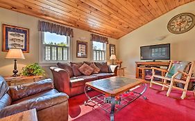 Cozy Apt With Hot Tub And Deck, 10 Mi To Stowe Resort!
